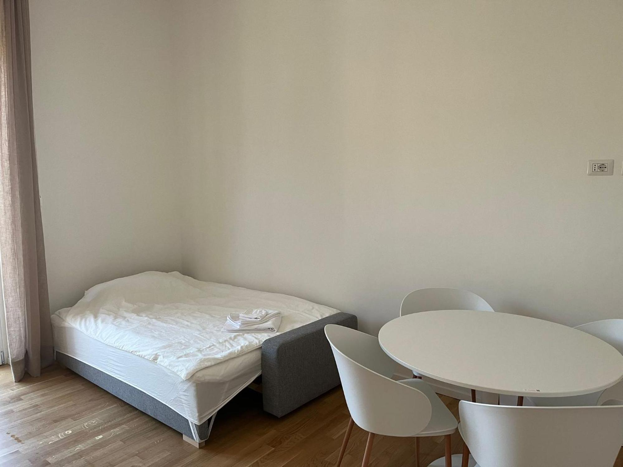 Apartamento La Casa Di Zoe - Bocconi, Navigli Milán Exterior foto